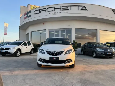 Lancia Ypsilon 1.0 firefly hybrid Platino s&s 70cv - Immagine 4