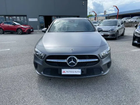 Mercedes A 180 d Business auto - Immagine 3
