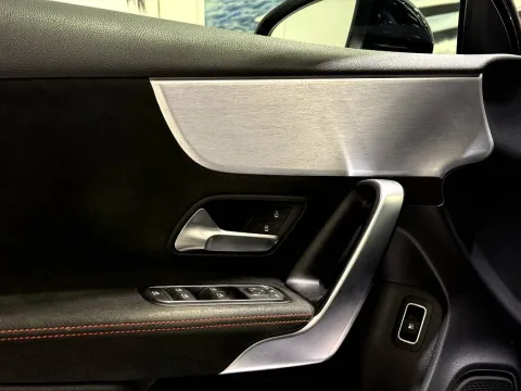 Mercedes A 250 e phev (eq-power) Premium Plus edition auto - Immagine 12