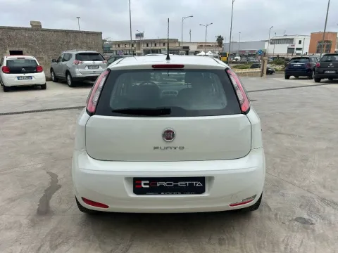 Fiat Punto 5p 1.4 easypower Street Gpl E6 - Immagine 10