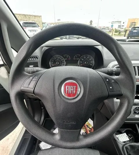 Fiat Punto 5p 1.4 easypower Street Gpl E6 - Immagine 11