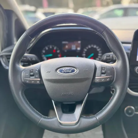 Ford Fiesta 5p 1.1 Titanium 75cv - Immagine 11