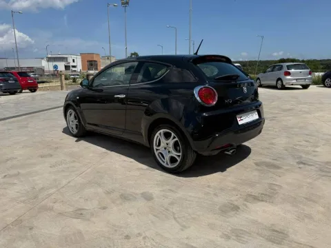Alfa Romeo MiTo 1.3 jtdm(2) Distinctive s&s my11 - Immagine 6