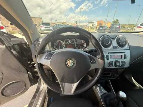 Alfa Romeo MiTo 1.3 jtdm(2) Distinctive s&s my11 - Immagine 13
