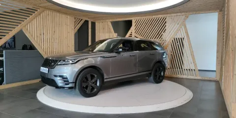 Land Rover Range Rover Velar 2.0d i4 R-Dynamic S 180cv auto my20 - Immagine 12