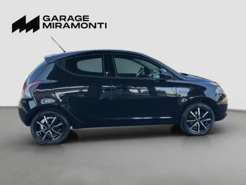 Lancia Ypsilon 1.2 8v Elefantino 69cv my14 - Immagine 7
