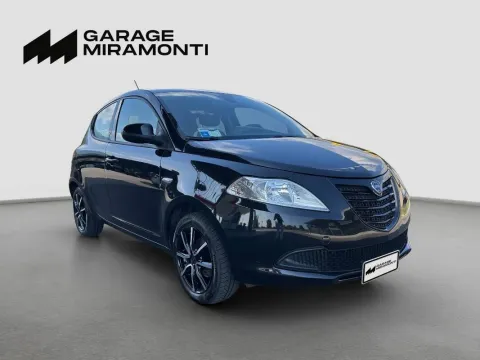 Lancia Ypsilon 1.2 8v Elefantino 69cv my14 - Immagine 8