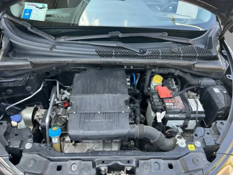 Lancia Ypsilon 1.2 8v Elefantino 69cv my14 - Immagine 18