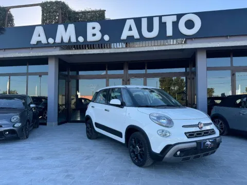 Fiat 500L Cross 1.4 s&s 95cv my20 - Immagine 1