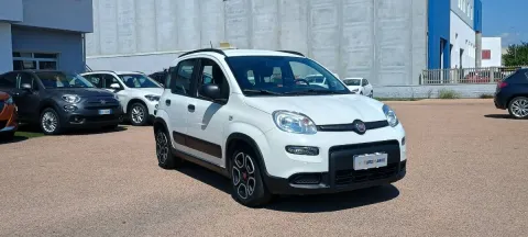 Fiat Panda 1.0 firefly hybrid City Life s&s 70cv 5p.ti - Immagine 8