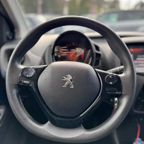 Peugeot 108 5p 1.0 vti Active s&s - Immagine 12