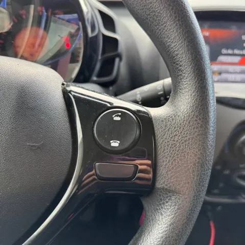 Peugeot 108 5p 1.0 vti Active s&s - Immagine 13