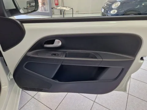 Volkswagen up! 5p 1.0 evo Move up! 65cv - Immagine 21