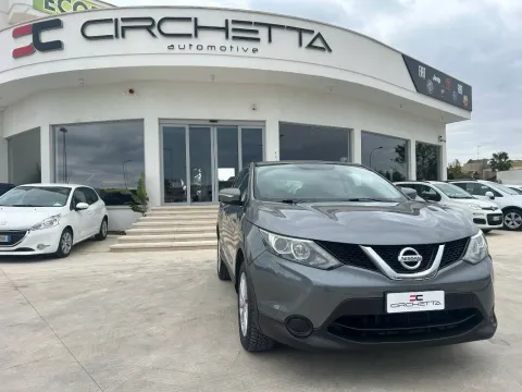 Nissan Qashqai 1.5 dci Tekna 110cv - Immagine 3