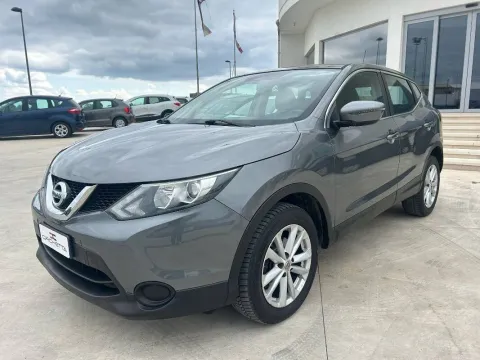 Nissan Qashqai 1.5 dci Tekna 110cv - Immagine 4