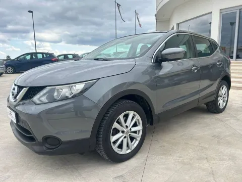 Nissan Qashqai 1.5 dci Tekna 110cv - Immagine 5