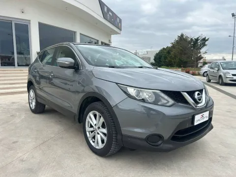 Nissan Qashqai 1.5 dci Tekna 110cv - Immagine 6