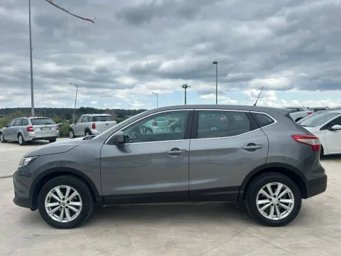 Nissan Qashqai 1.5 dci Tekna 110cv - Immagine 7