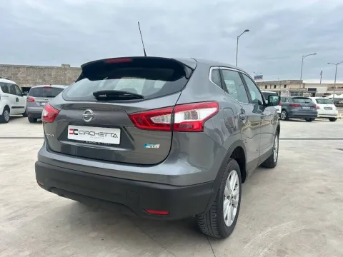 Nissan Qashqai 1.5 dci Tekna 110cv - Immagine 11