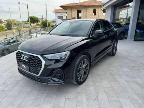 Audi Q3 Sportback 35 2.0 tdi S line edition s-tronic - Immagine 3