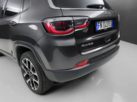Jeep Compass 2.0 mjt Limited 4wd 140cv auto - Immagine 6