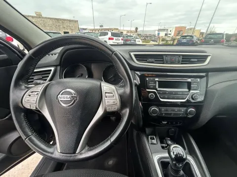 Nissan Qashqai 1.5 dci Tekna 110cv - Immagine 14