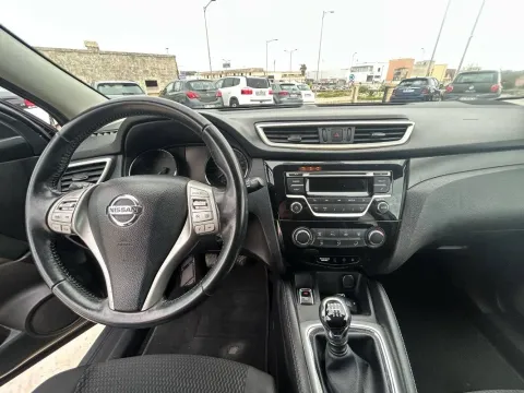 Nissan Qashqai 1.5 dci Tekna 110cv - Immagine 15