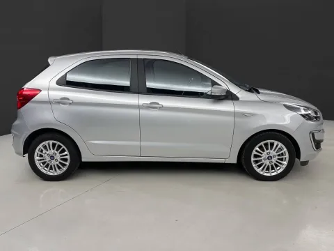 Ford Ka + 1.2 Ultimate 85cv my18 - Immagine 4