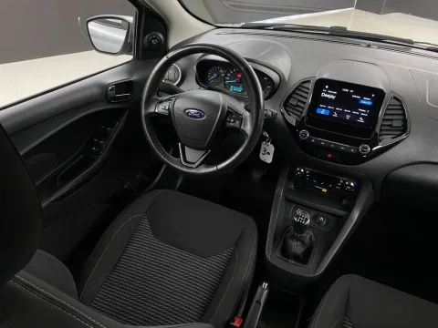 Ford Ka + 1.2 Ultimate 85cv my18 - Immagine 12