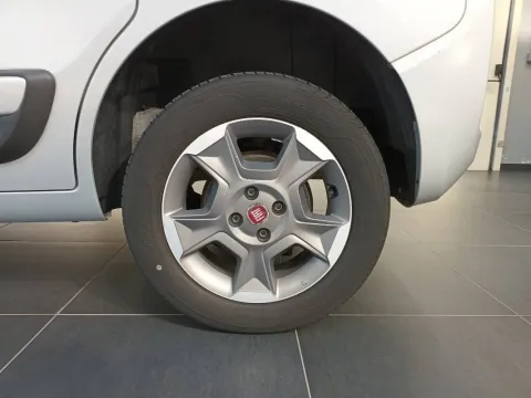 Fiat Qubo 1.3 mjt 16v Trekking 80cv - Immagine 8