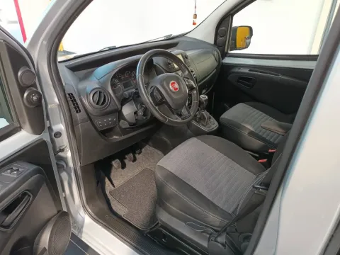 Fiat Qubo 1.3 mjt 16v Trekking 80cv - Immagine 12