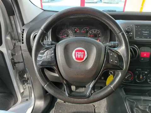 Fiat Qubo 1.3 mjt 16v Trekking 80cv - Immagine 19