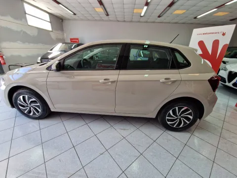Volkswagen Polo 1.0 evo Life 80cv - Immagine 8