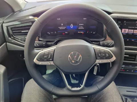 Volkswagen Polo 1.0 evo Life 80cv - Immagine 17