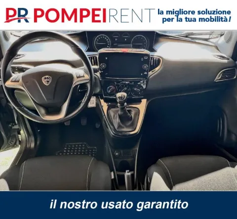 Lancia Ypsilon 1.0 firefly hybrid Gold s&s 70cv 5p.ti - Immagine 3