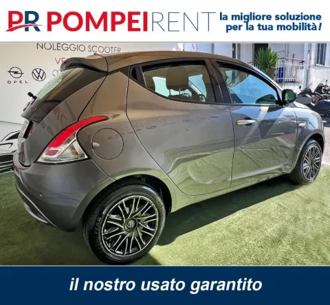 Lancia Ypsilon 1.0 firefly hybrid Gold s&s 70cv 5p.ti - Immagine 4
