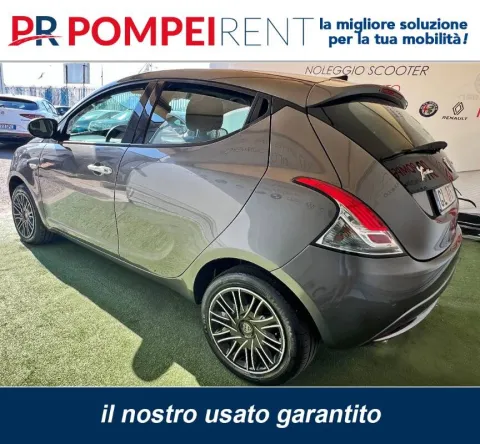 Lancia Ypsilon 1.0 firefly hybrid Gold s&s 70cv 5p.ti - Immagine 8