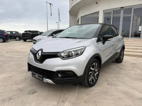 Renault Captur 1.5 dci energy Zen 90cv edc - Immagine 3