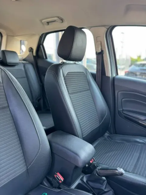 Ford EcoSport 1.5 tdci Business 100cv - Immagine 10