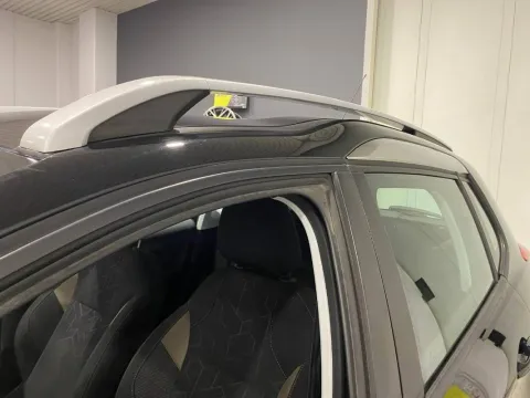 Peugeot 2008 1.6 bluehdi Active s&s 100cv - Immagine 19
