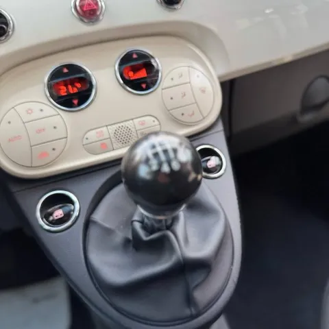 Fiat 500 1.0 hybrid Lounge 70cv - Immagine 16