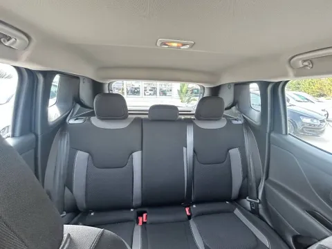 Jeep Renegade 1.6 mjt Limited 2wd 130cv - Immagine 18