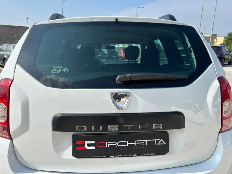 Dacia Duster 1.6 Laureate Gpl 4x2 110cv - Immagine 11