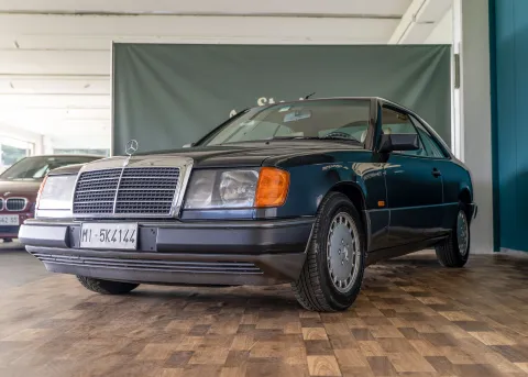 Mercedes E Coupe 300 CE - Immagine 3