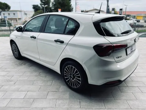 Fiat Tipo 5p 1.0 t3 100cv - Immagine 4