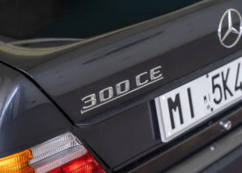 Mercedes E Coupe 300 CE - Immagine 7