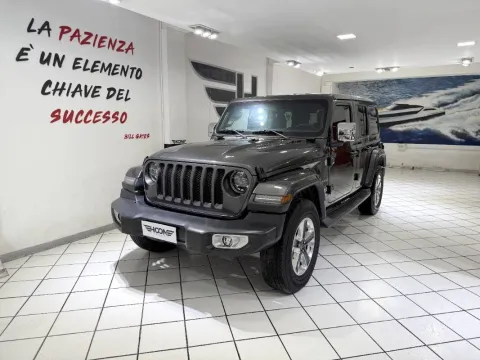 Jeep Wrangler Unlimited 2.2 mjt II Sahara auto - Immagine 1