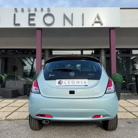 Lancia Ypsilon 1.0 firefly hybrid Gold Plus s&s 70cv 5p.ti - Immagine 5
