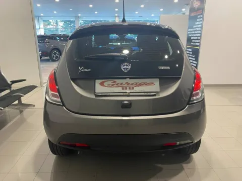 Lancia Ypsilon 1.0 firefly hybrid Gold s&s 70cv 5p.ti - Immagine 6