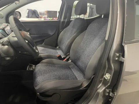 Lancia Ypsilon 1.0 firefly hybrid Gold s&s 70cv 5p.ti - Immagine 7